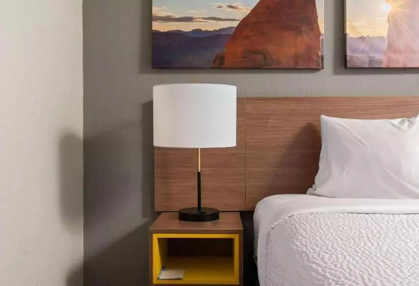 Hotel Days Inn By Wyndham Albuquerque I 25