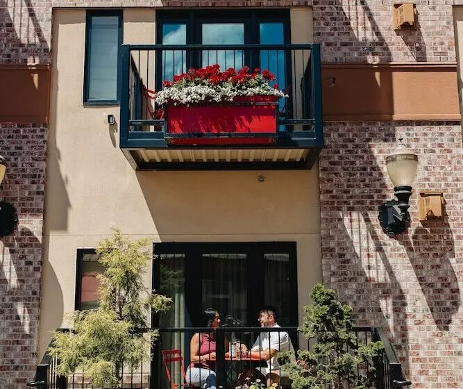 Отель Inn At The 5th