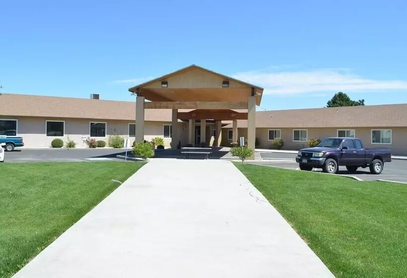 בית מלון כפרי Knights Inn Quincy