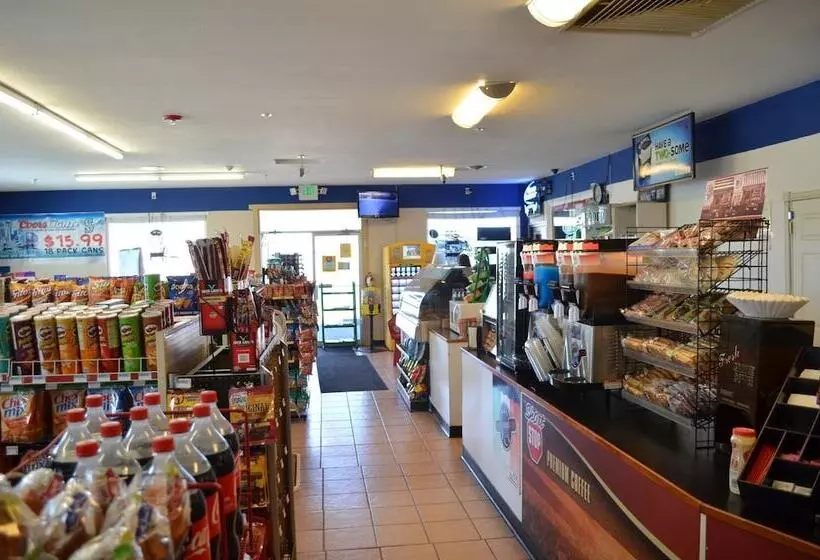 בית מלון כפרי Knights Inn Quincy