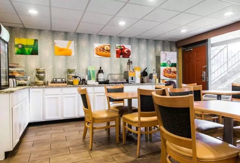 ホテル Rodeway Inn St. Helena  Beaufort South