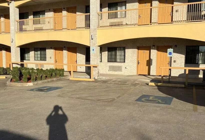 酒店 Scott Inn & Suites Downtown Houston