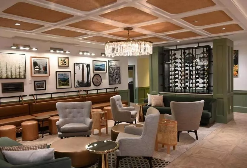 בית מלון כפרי Six South St.