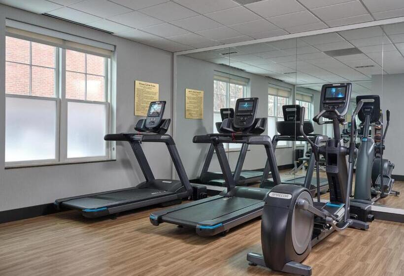 ホテル Six South St.