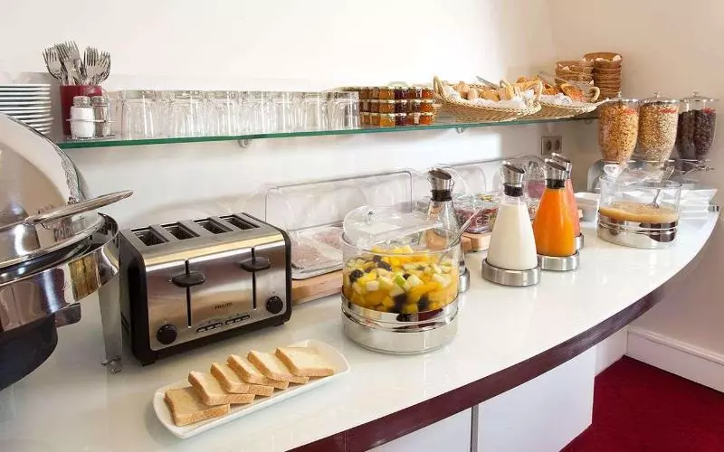 Hotel Sleeping Belle   Gare De Lyon Bastille