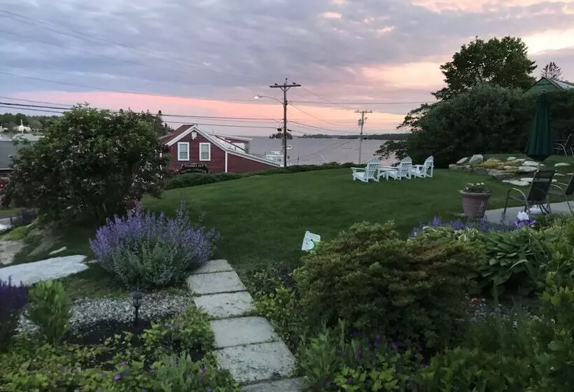 ホテル The Greenleaf Inn