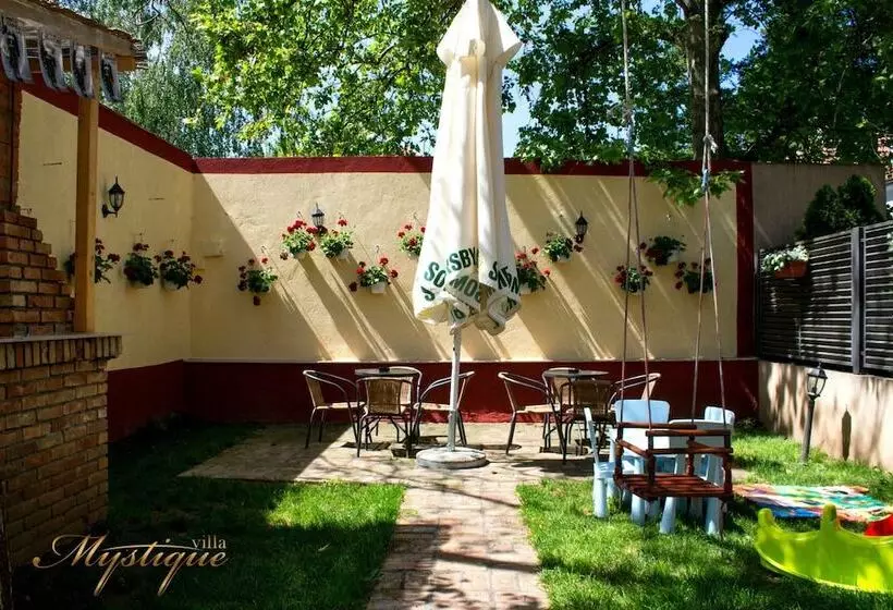 هتل Villa Mystique