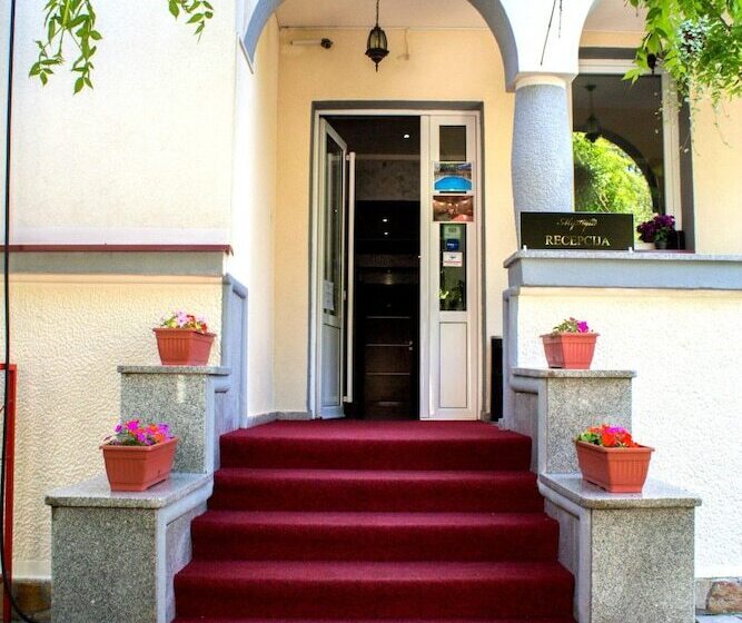 هتل Villa Mystique