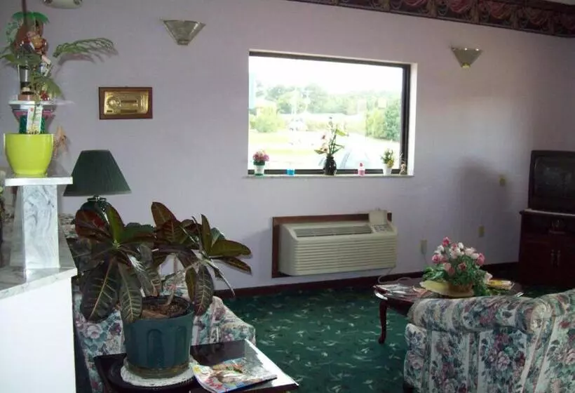 Отель Western Inn Express