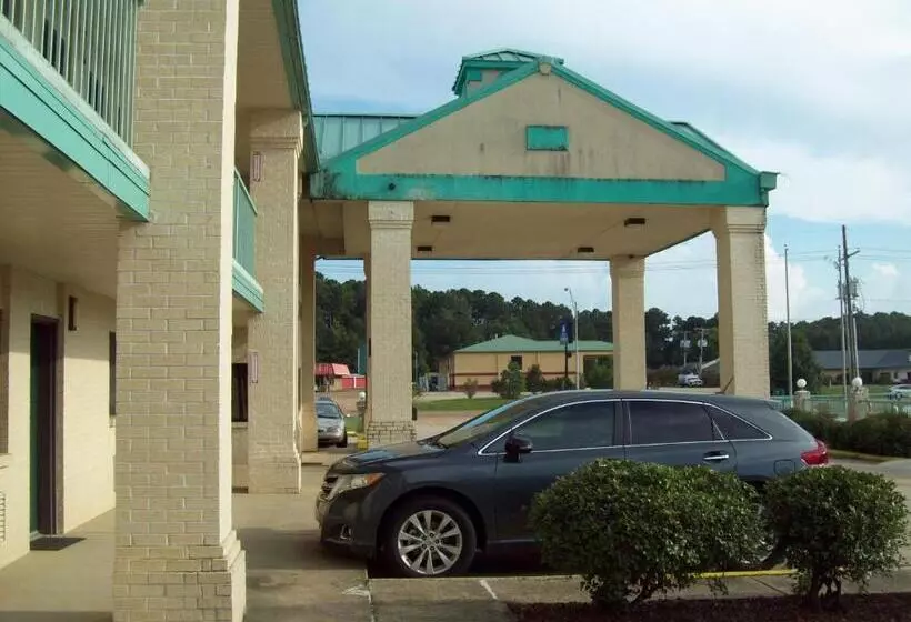 Отель Western Inn Express