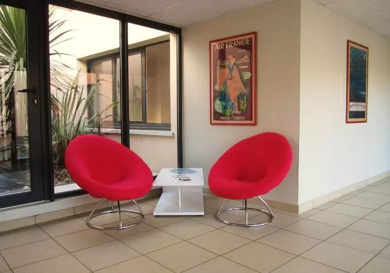 Lagrange Aparthotel Toulouse Saint Michel