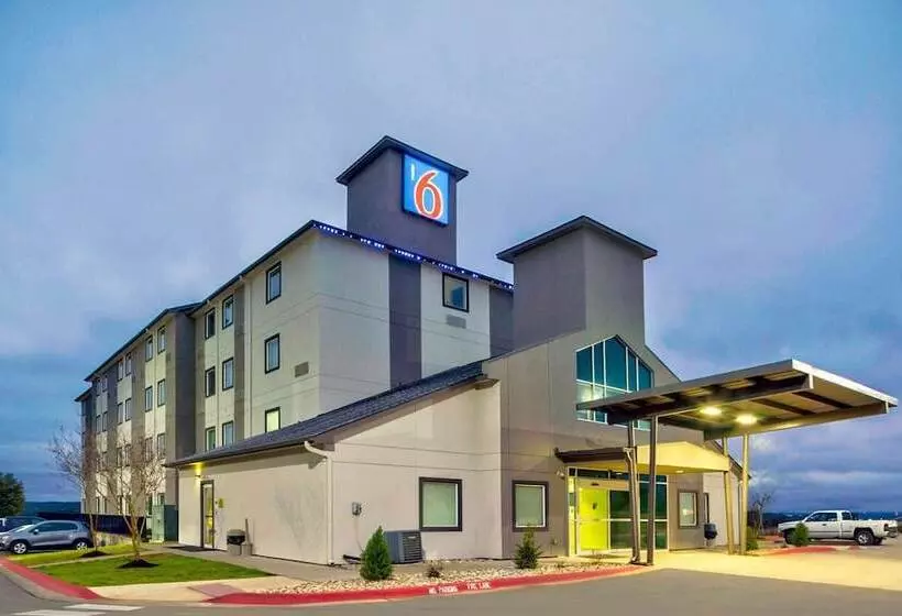 Motel 6 Marble Falls, Tx