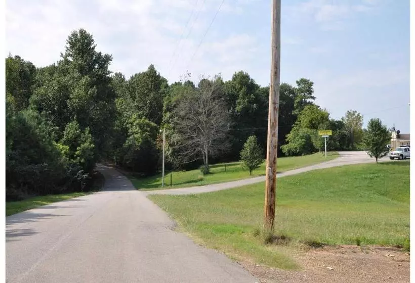 汽车旅馆  Budget Inn Elkmont