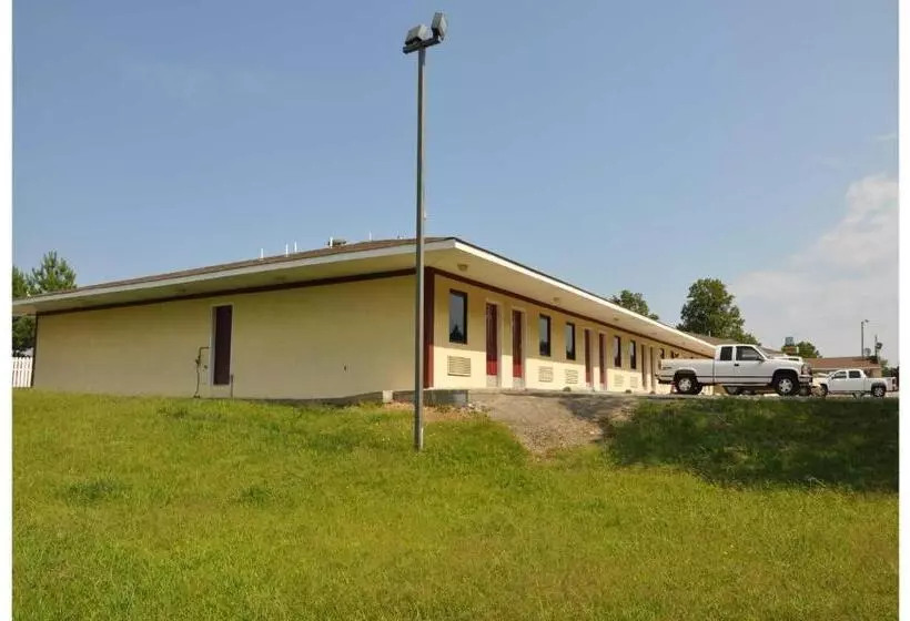 汽车旅馆  Budget Inn Elkmont