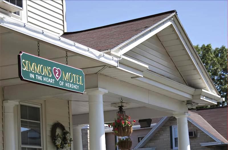 Simmons Motel And Suites