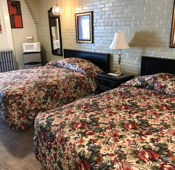 Simmons Motel And Suites