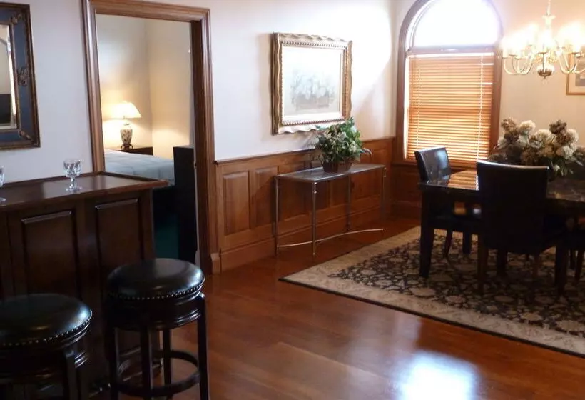 Отель Inn At Mountainview