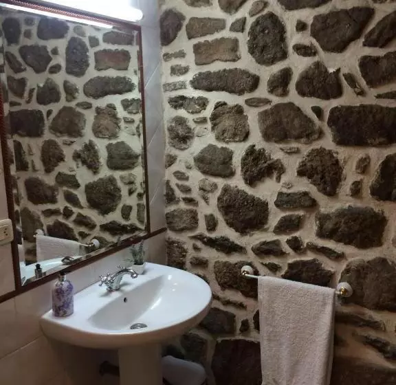 Pensión   Albergue De Logrosa