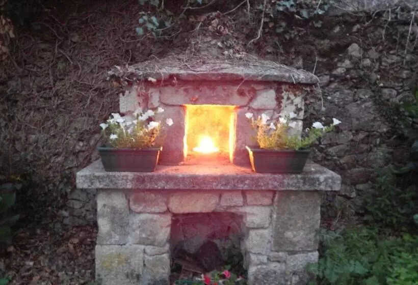 Pensión   Albergue De Logrosa