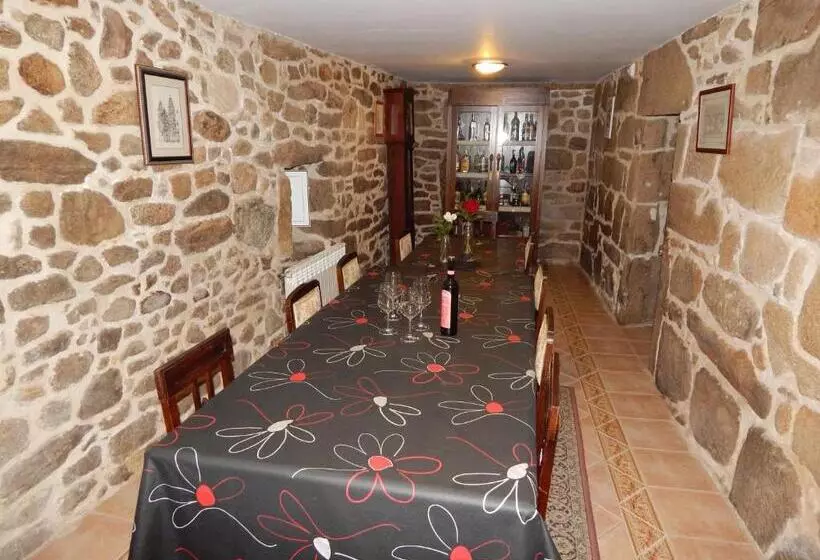 Pensión   Albergue De Logrosa