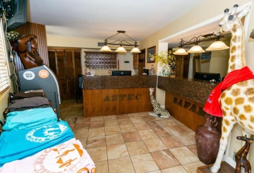 Aztec Motel