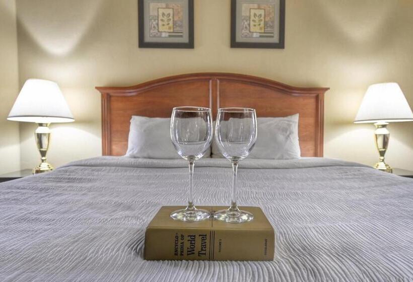 Four Seasons Island Resort