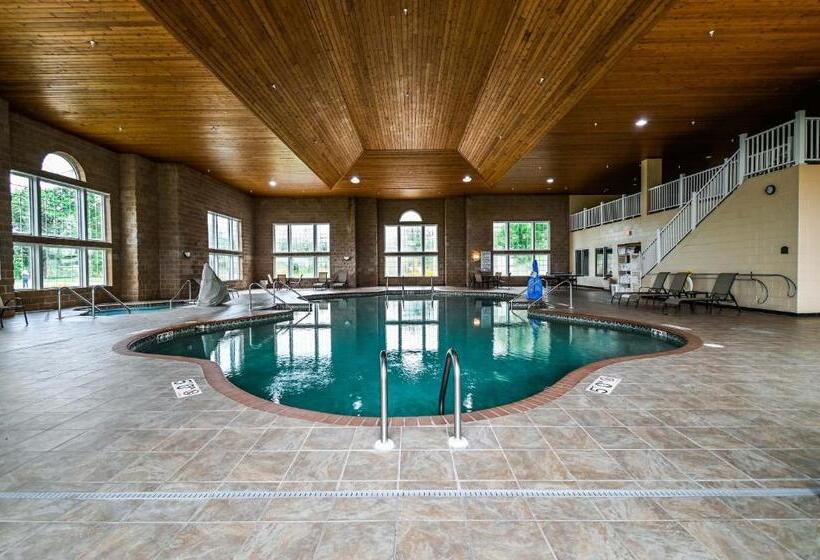 Four Seasons Island Resort