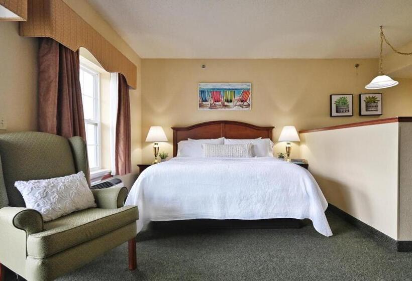 Four Seasons Island Resort