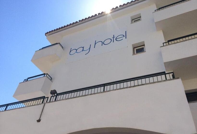 هتل Bay