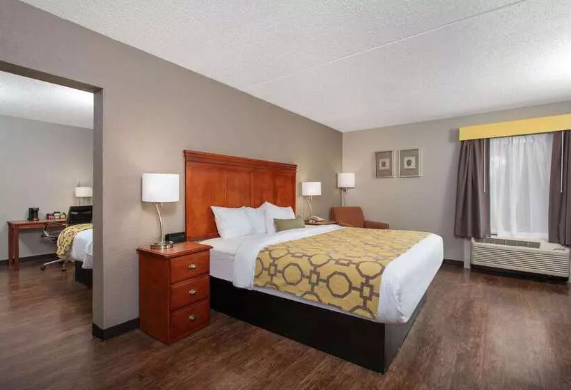 فندق Baymont By Wyndham Greenville Oh