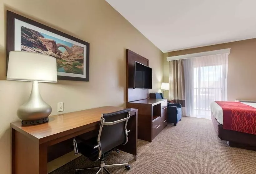 酒店 Comfort Inn & Suites Page At Lake Powell
