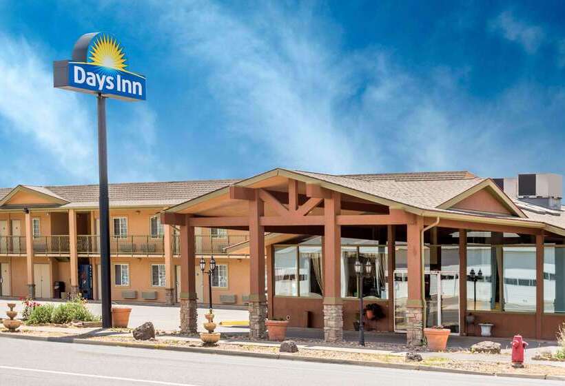 Отель Days Inn By Wyndham Delta Co