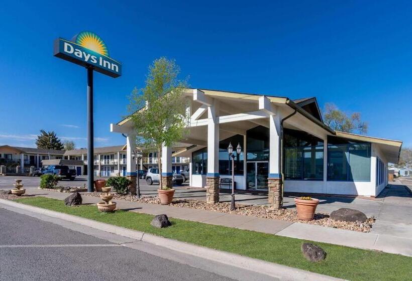 Отель Days Inn By Wyndham Delta Co