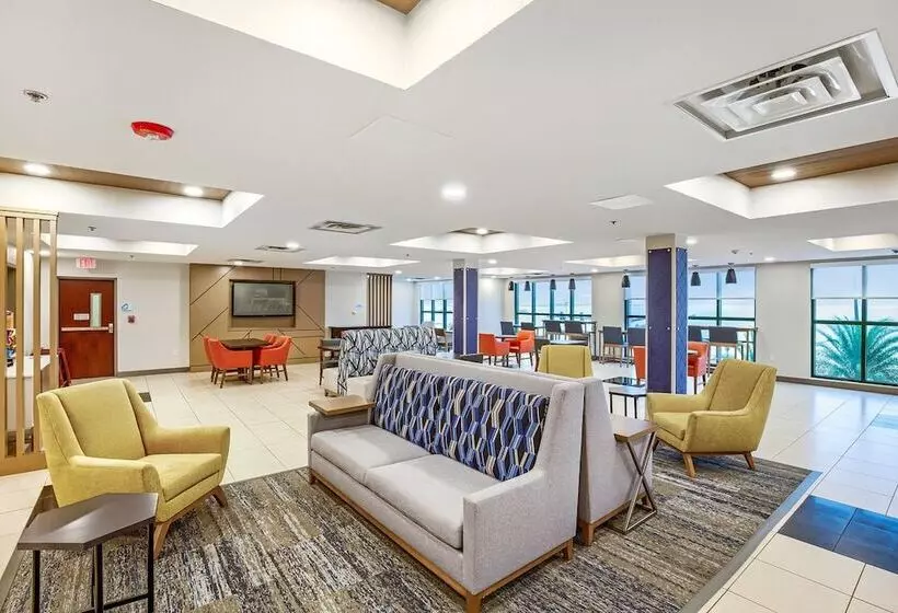 ホテル Holiday Inn Express Gulfport Beach, An Ihg