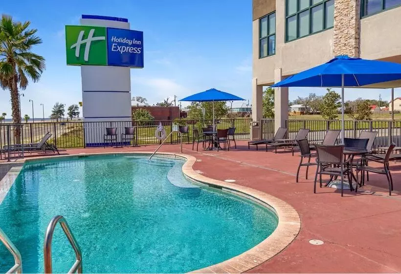 ホテル Holiday Inn Express Gulfport Beach, An Ihg