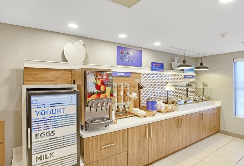 فندق Holiday Inn Express   Gulfport Beach, An Ihg