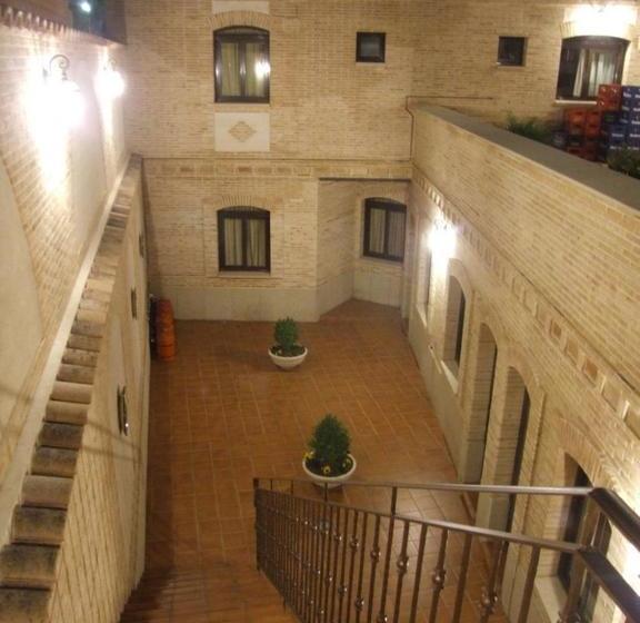 בית מלון כפרי Pattaya