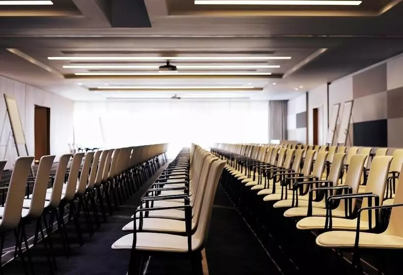 Hotel Pullman Brussels Centre Midi