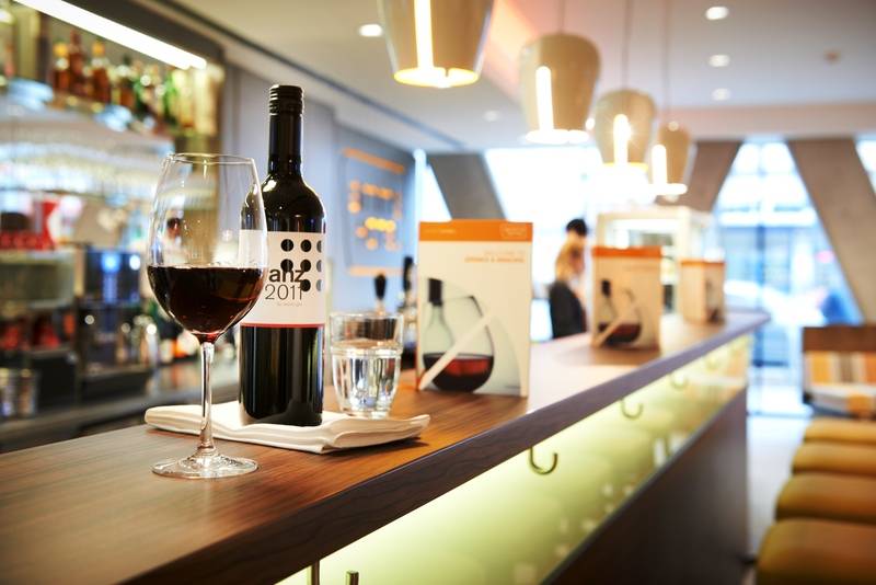 Simm S Hotel   Cityhotel Next To Metro U3