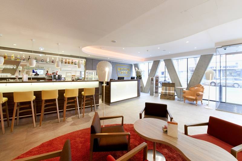 Simm S Hotel   Cityhotel Next To Metro U3