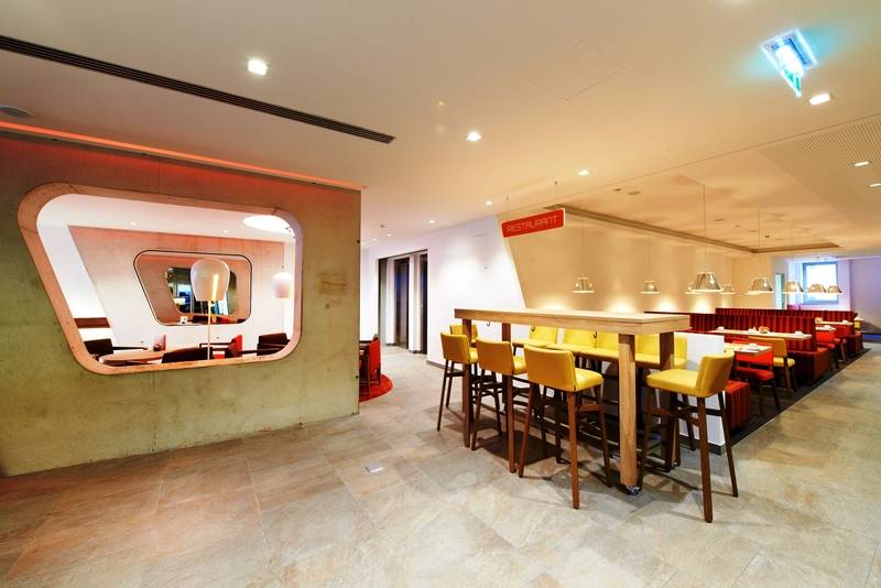 Simm S Hotel   Cityhotel Next To Metro U3