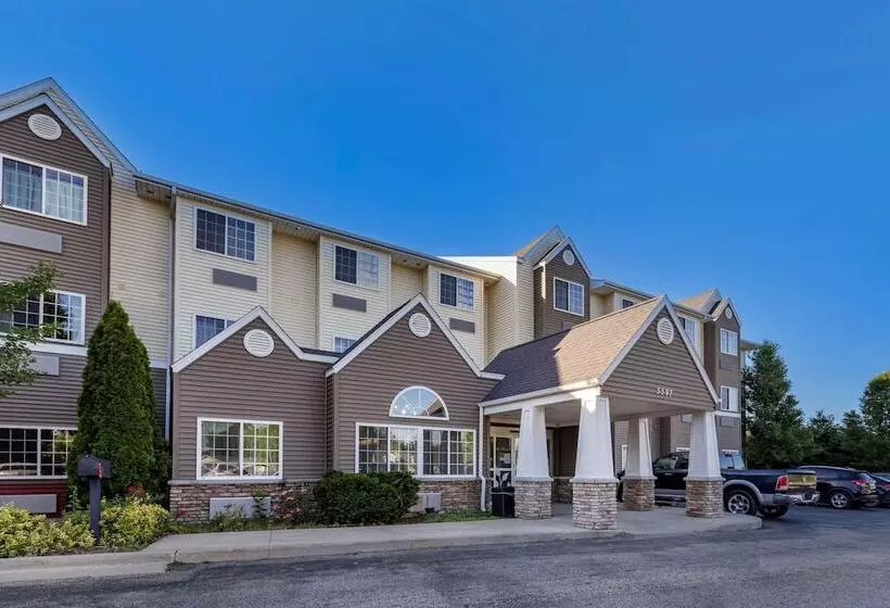 Hotelli Sleep Inn & Suites