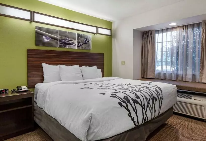 Hotelli Sleep Inn & Suites