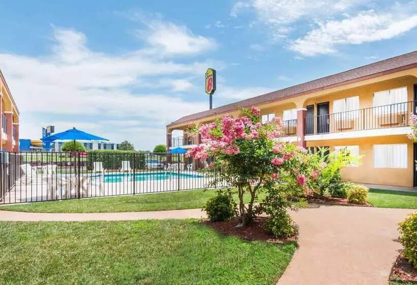 호텔 Super 8 By Wyndham Midwest City Ok