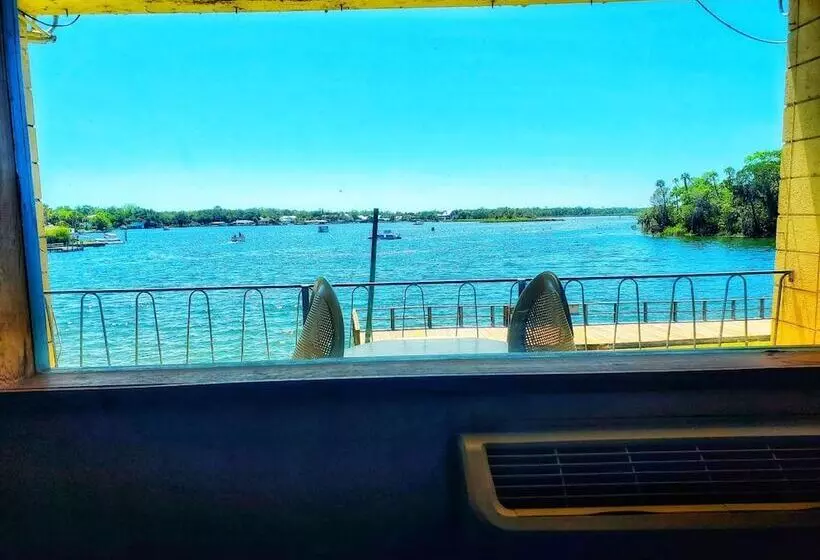 The Port Hotel And Marina