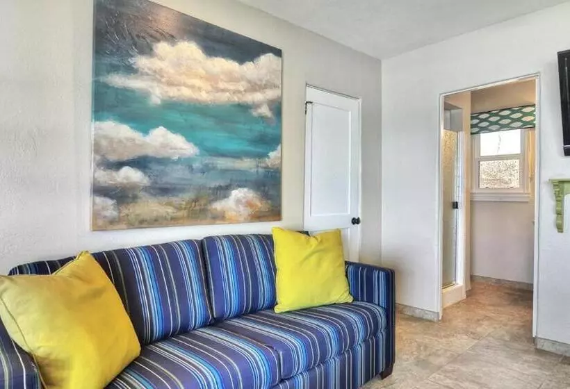 מוטל Beachcomber Inn