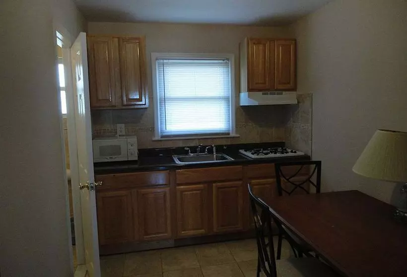 모텔 Ocean Court by the Sea