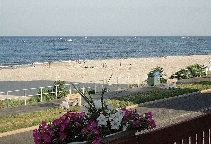 汽车旅馆 Ocean Court by the Sea