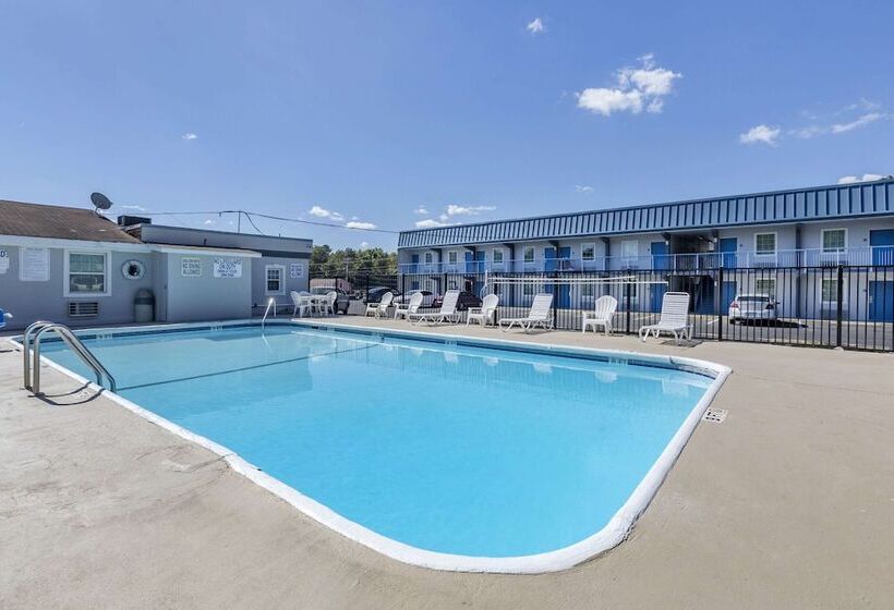 Мотель Rodeway Inn