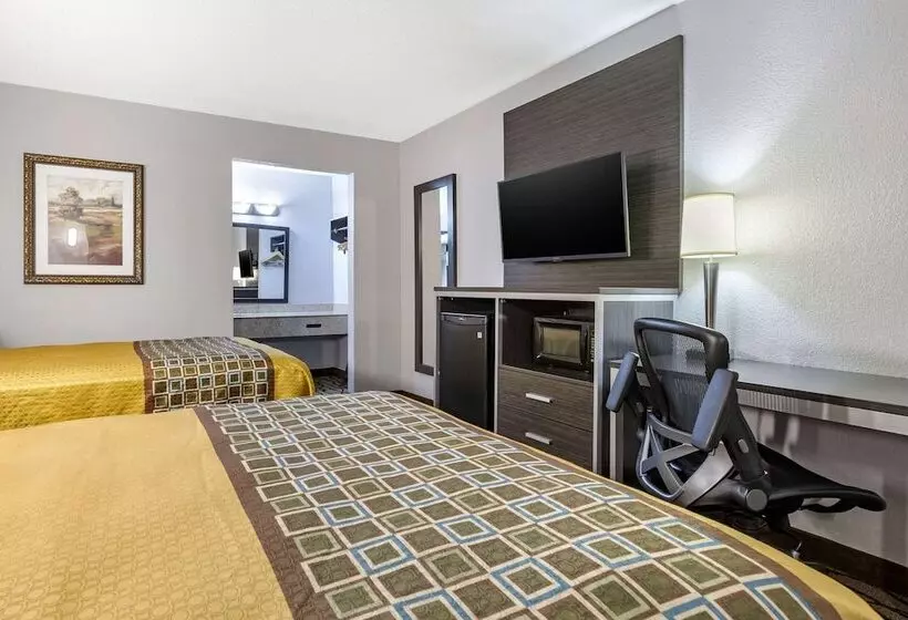 فندق على الطريق Rodeway Inn